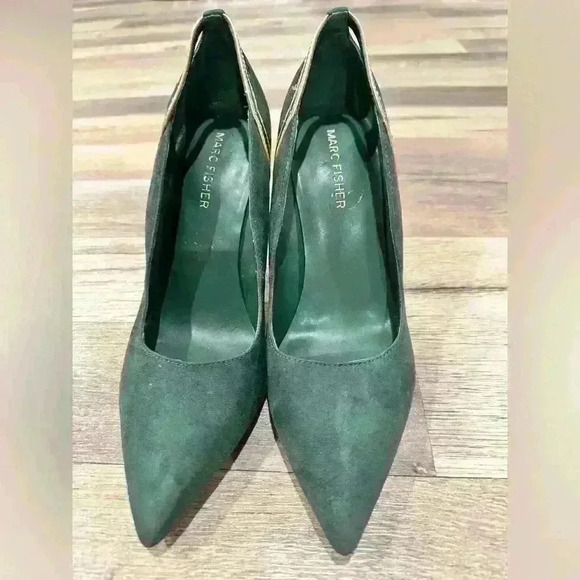 7M Marc Fisher Women’s Garlene Vegan Suede Pumps Heels Olive Green - Picture 3 of 6